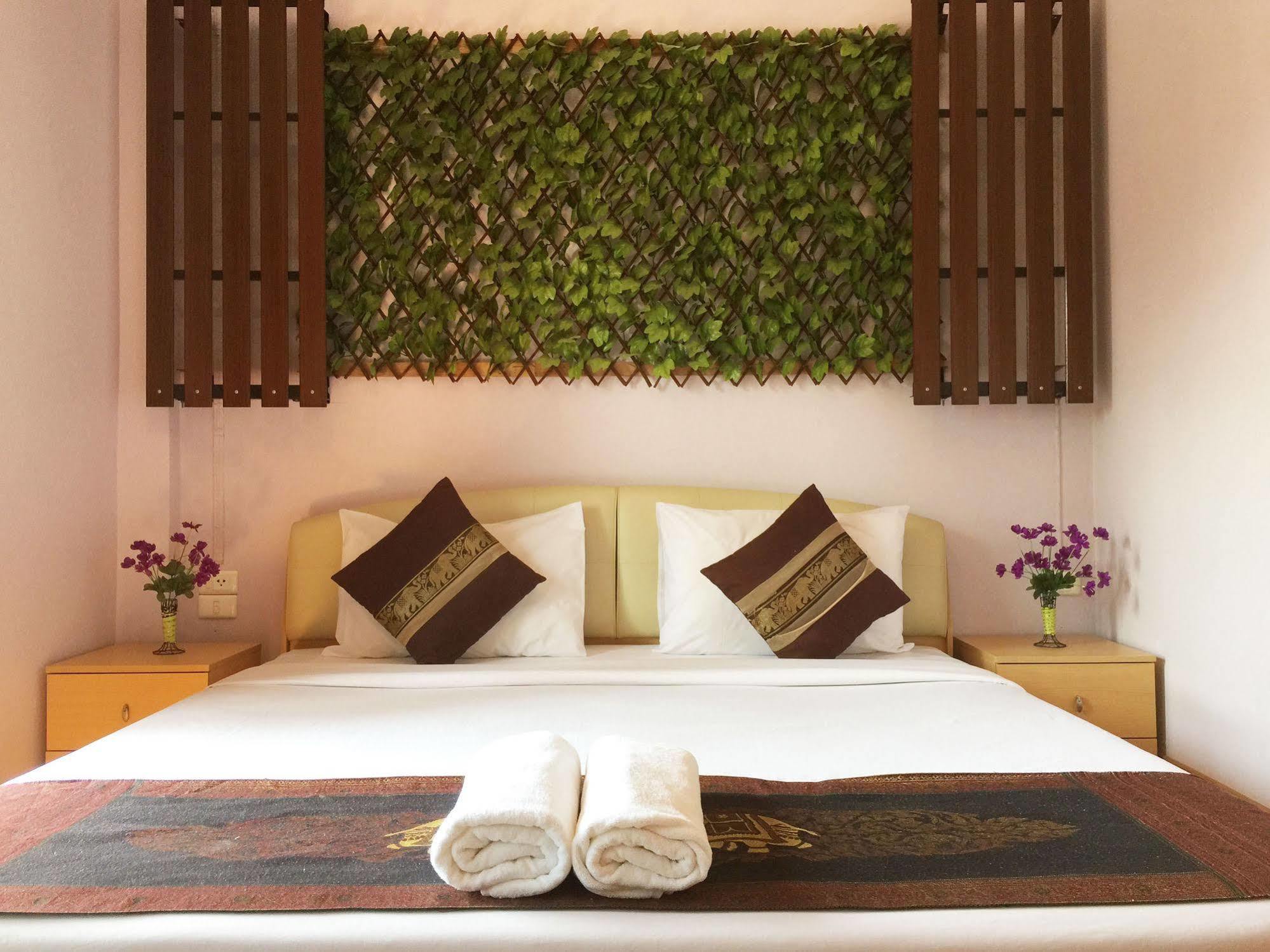 Khaolak Grand City Khao Lak Exterior photo